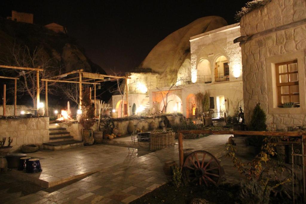 Queen'S Cave Cappadocia Ortahisar Exterior photo